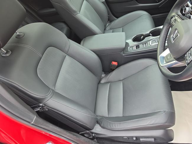 Honda Civic Photo 50254376-5a12-4831-8e9a-2c0714ef3df6.jpg