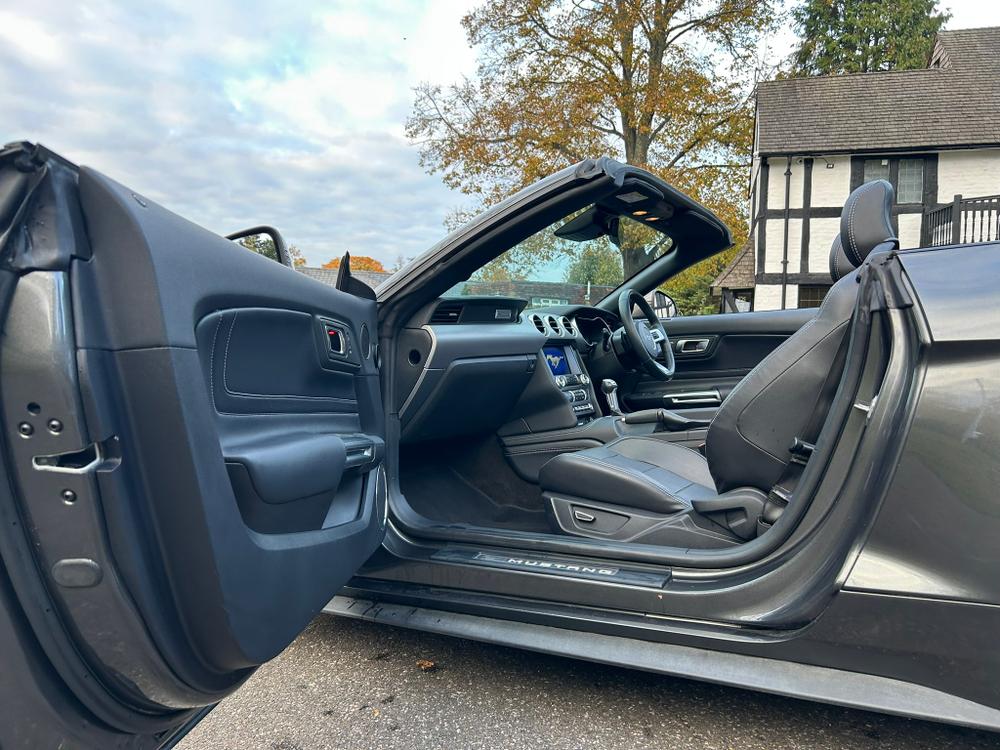 Used Ford Mustang AF18AEM 22