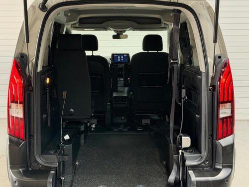 Peugeot Rifter Photo 50314791-b936-4b3d-a805-16abaabfc4d8.jpeg