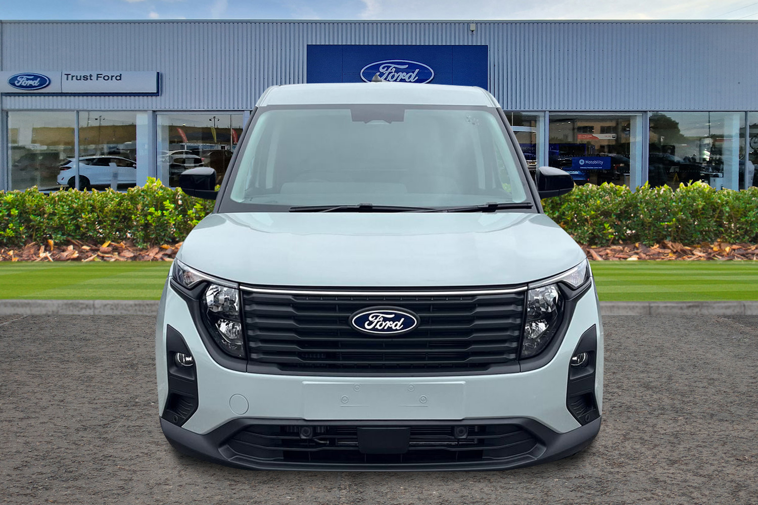 Ford TRANSIT COURIER Photo 11