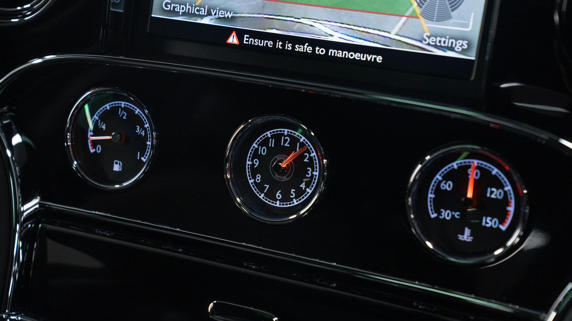 Bentley Mulsanne Photo 503dcae5-fd13-4f26-8b5e-b4b09100091a.jpg