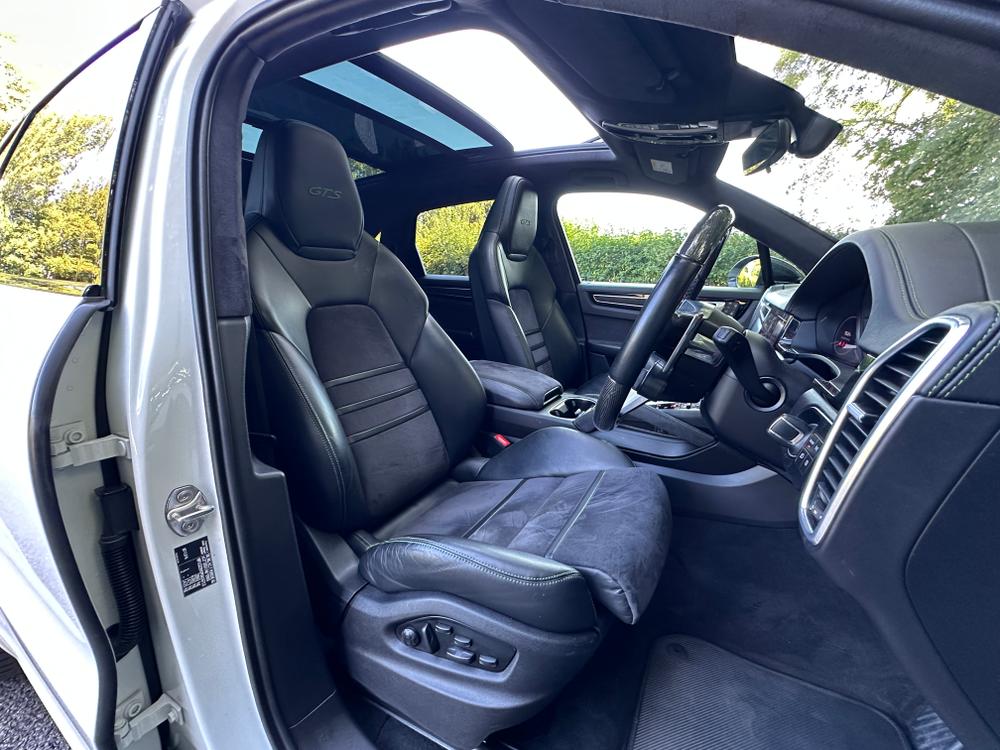 Used Porsche Cayenne BV23KGJ 28