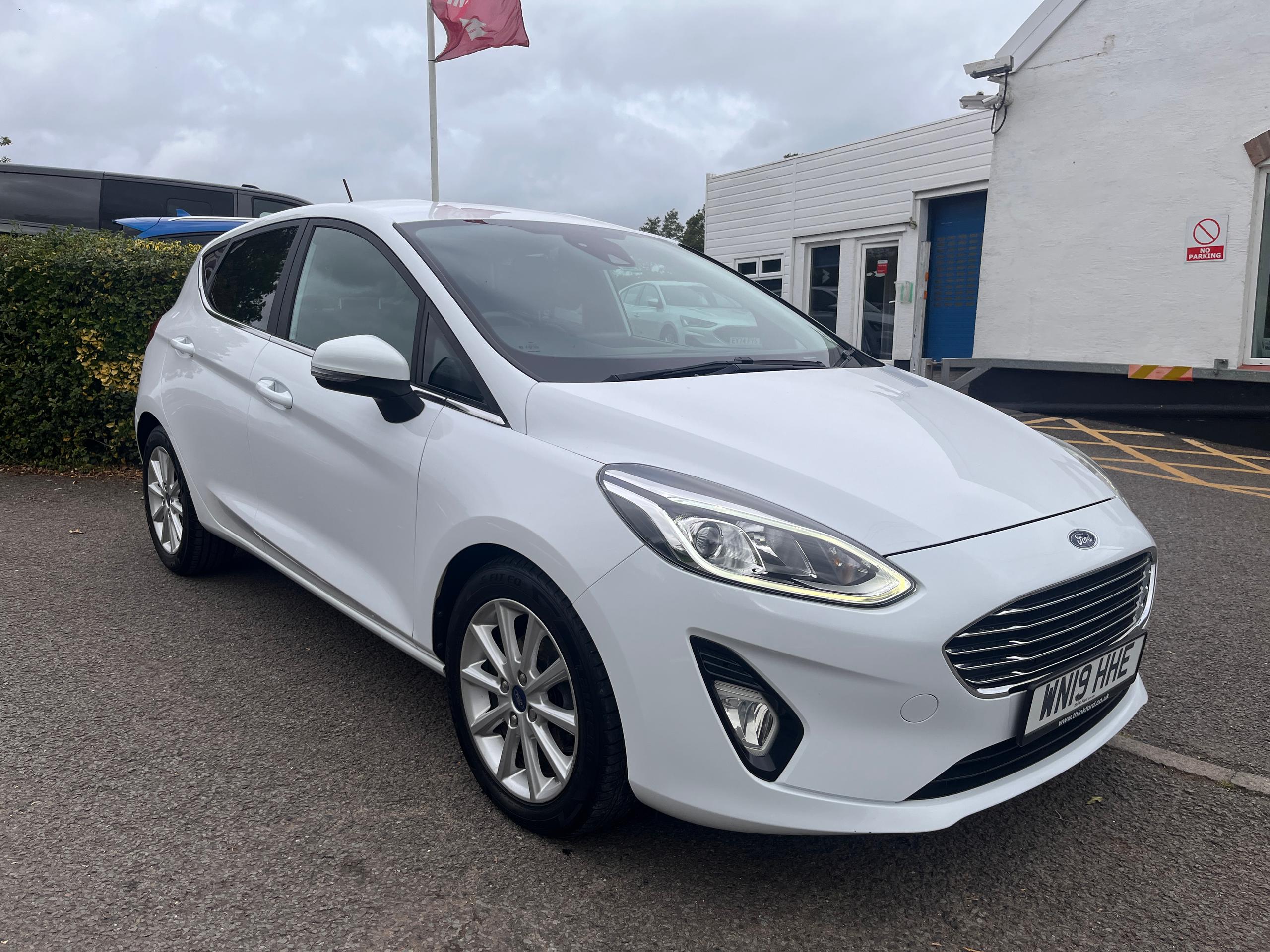 Used Ford FIESTA WN19HHE 8