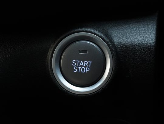 Hyundai KONA Photo 504cce65-614a-42c1-a975-b3d021b1450e.jpg