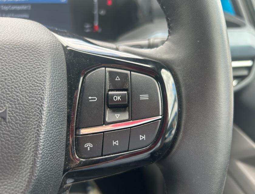 Ford Tourneo Custom Photo 504d3c84-9d71-44f9-af3a-210f50fb24a7.jpg