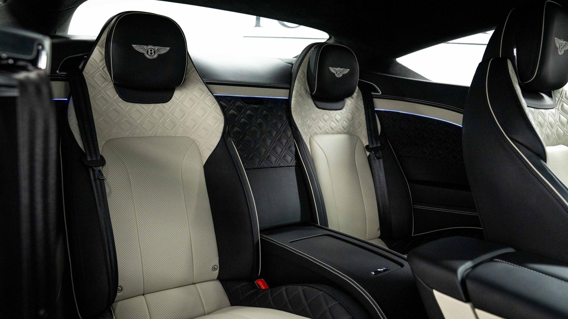 Bentley Continental Photo 50547a55-168a-4790-b7f5-11cb3741c28b.jpg