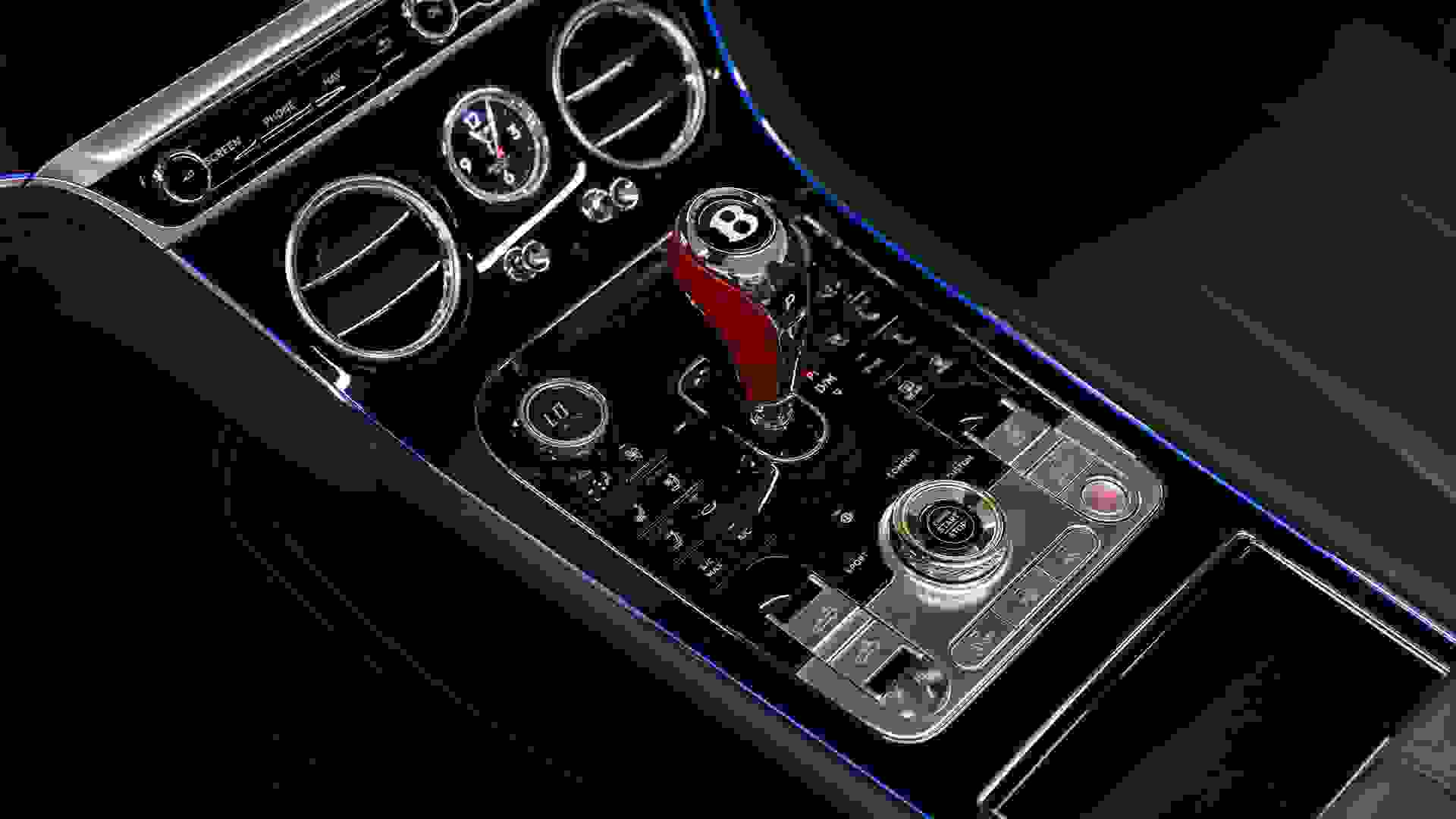 Bentley Continental GTC V8 Photo 505c706a-83f3-4986-b1b0-9f6cf028ff51.jpg