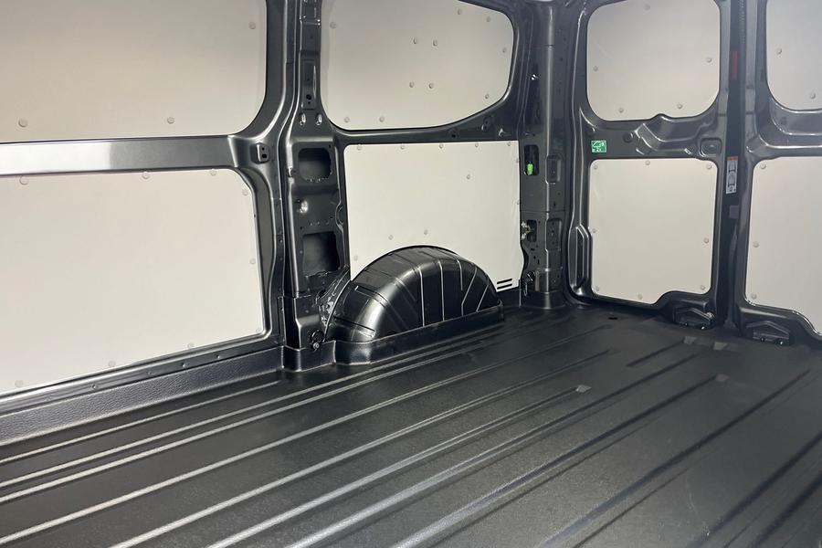 Ford TRANSIT CUSTOM Photo 505eb416-8c3f-45bd-bffd-e2ff43f34a72.jpg