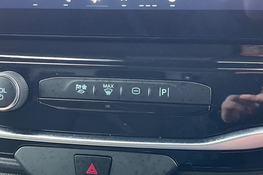 Used Ford E-TRANSIT 13/N333201 23