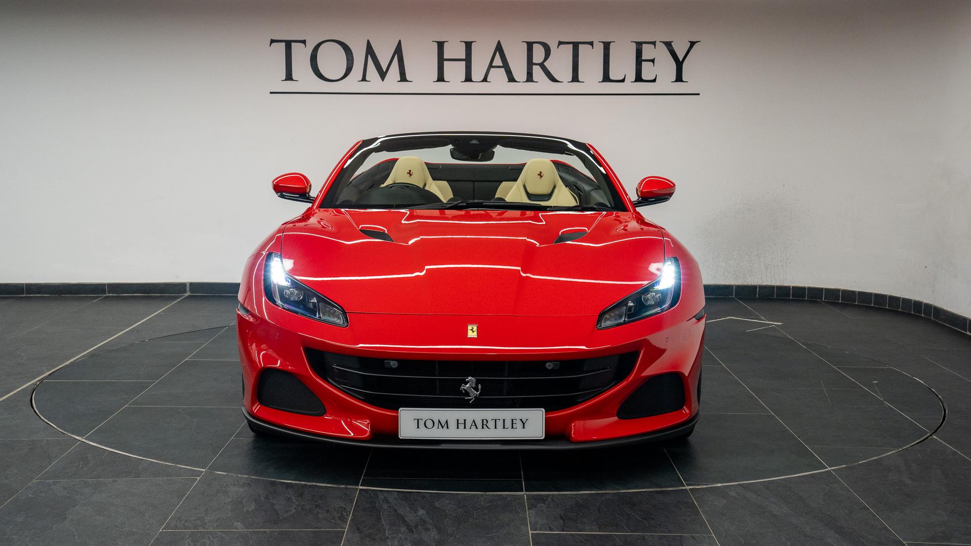 Ferrari Portofino Photo 5098d6f9-365a-4da3-84e9-d3a727a023ec.jpg
