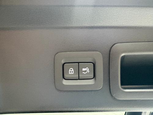Mazda CX-30 Photo 50ad1056-df85-40c7-99a1-f006c0c37337.JPG