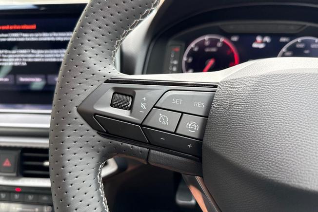 SEAT Ibiza Photo 16