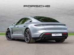 PORSCHE Taycan Photo 2