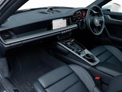 PORSCHE 911 Photo 3