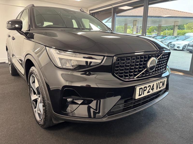 Volvo XC40 Photo 50e2e778-8e45-4e8a-9f21-bf186769c55e.jpg