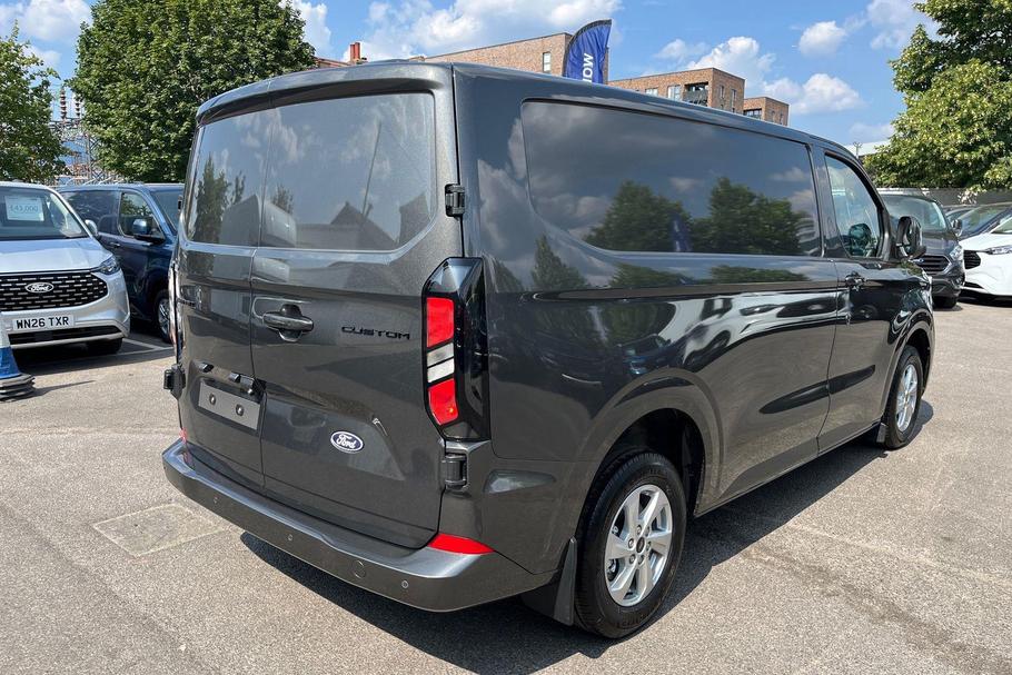 Used Ford TRANSIT CUSTOM CUSTOM42 8