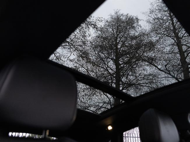 PORSCHE Macan Photo 15