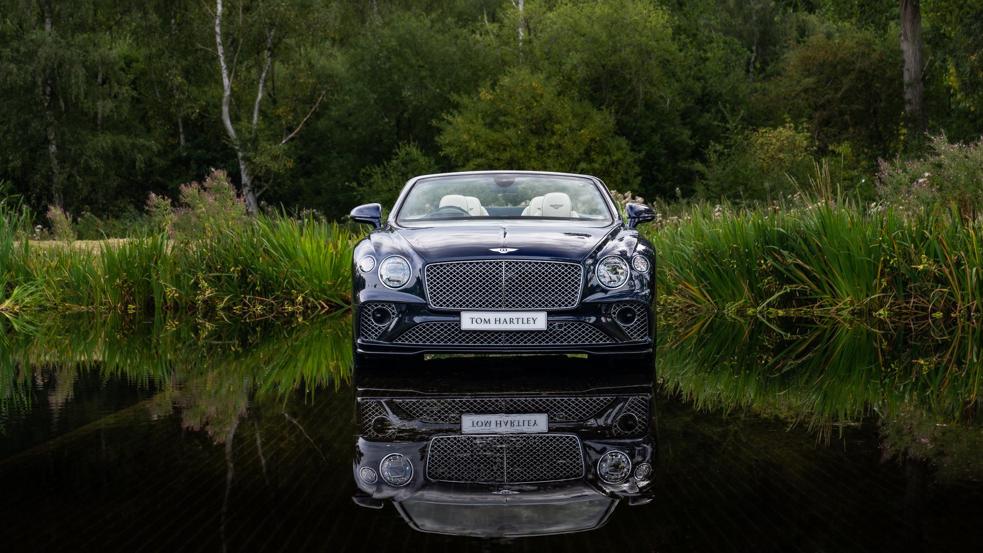 Bentley Continental Photo 50ecb2bc-88ee-4d2b-af2f-de87292f7ee6.jpg