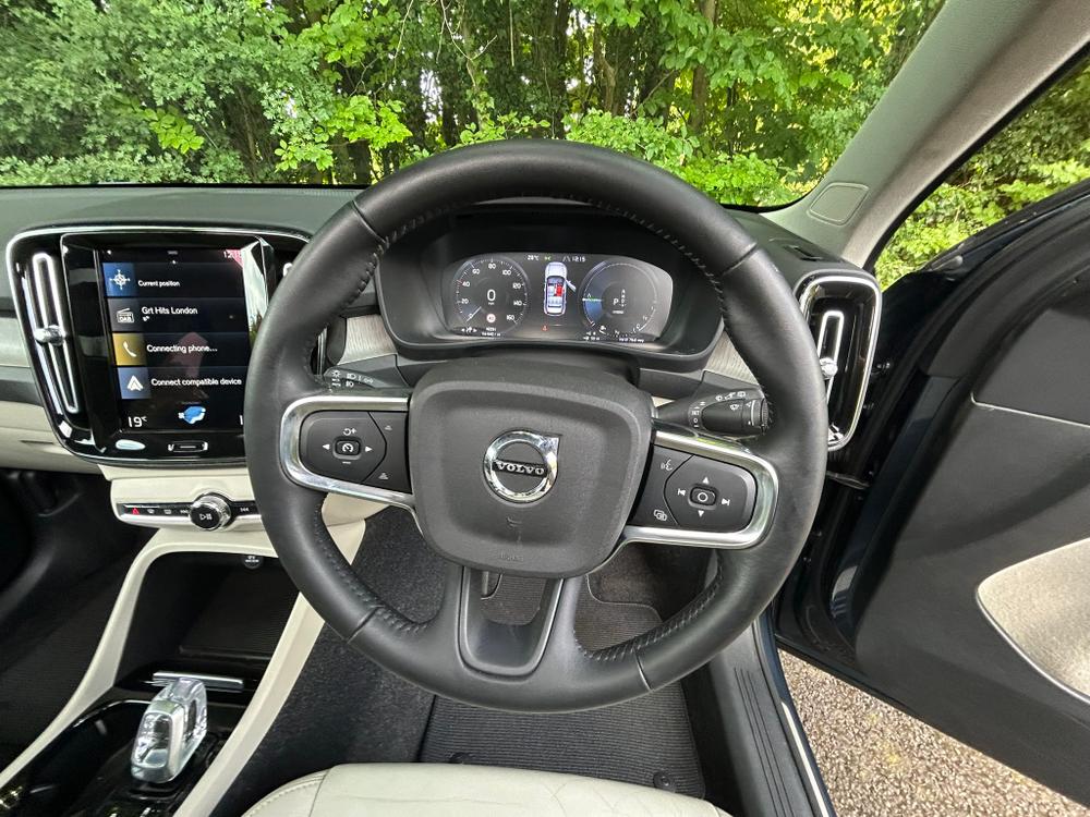 Used Volvo XC40 HG70AAO 26