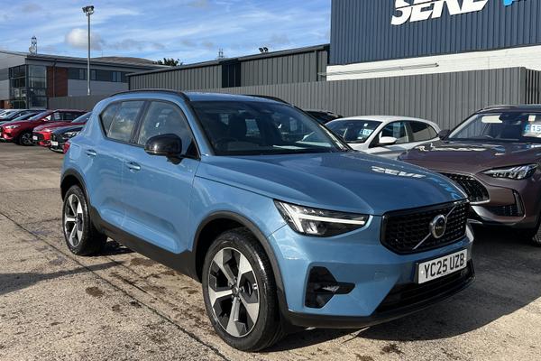 Used 2025 Volvo XC40 2.0 B4P Plus Dark 5dr Auto Blue at SERE Motors