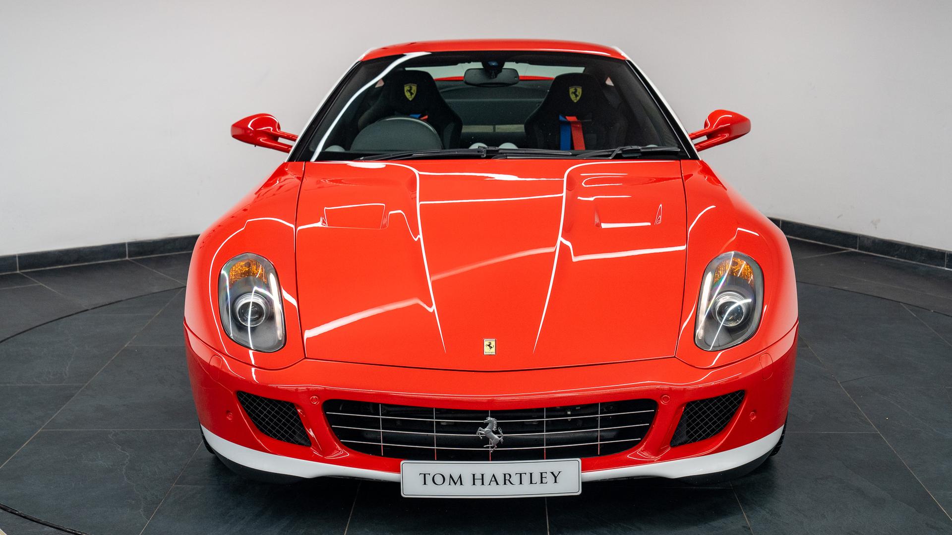 Ferrari 599 GTB Photo 51346456-1dcf-48aa-859a-1792f2020778.jpg