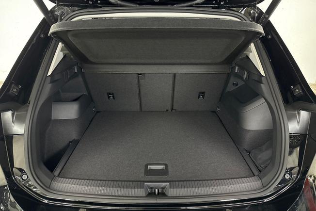 VOLKSWAGEN  Tiguan Photo 12