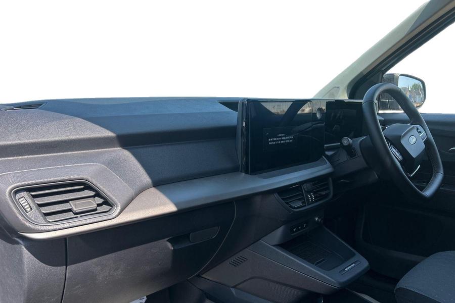 Ford E-TRANSIT COURIER Photo 5136ea22-a6e9-4e61-83ea-0153e8488be2.jpg