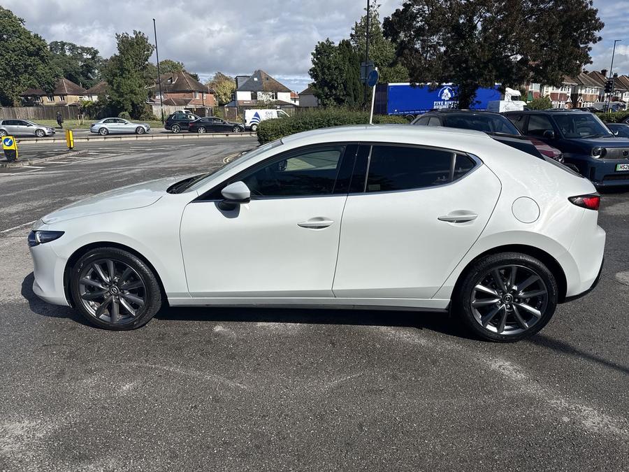 Mazda Mazda3 Photo 5148f572-2d48-4e69-9ab5-d96a1fe7339e.jpg