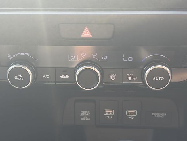 Honda Jazz Photo 514983ea-6898-48b4-86c5-2608953c3ec9.jpg