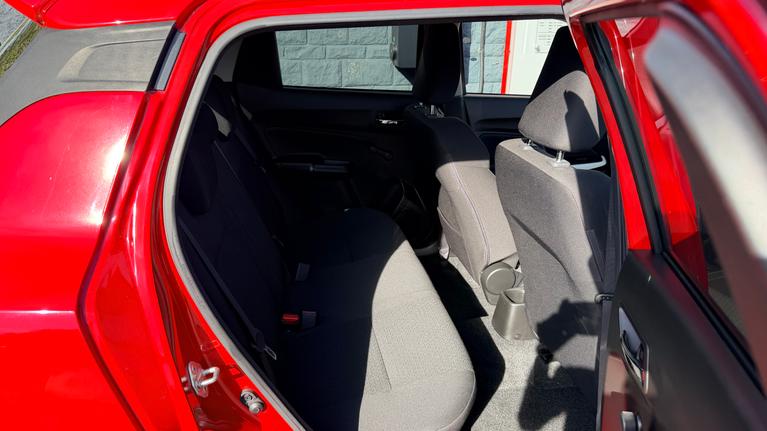 Used Suzuki Swift WN69HRO 6