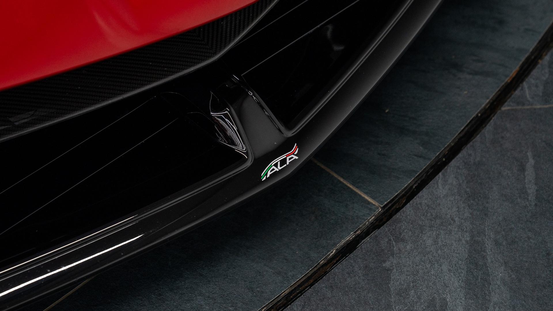 LAMBORGHINI Aventador Photo 514ce3c5-a44b-4aee-8536-7778f52dc81f.jpg