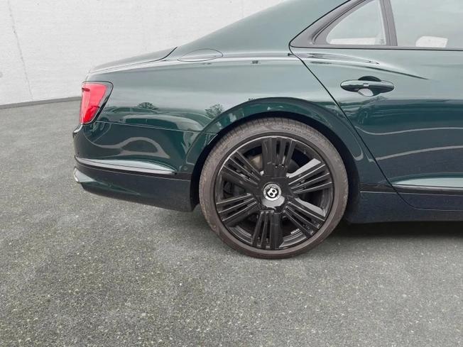 BENTLEY Flying Spur Photo 18