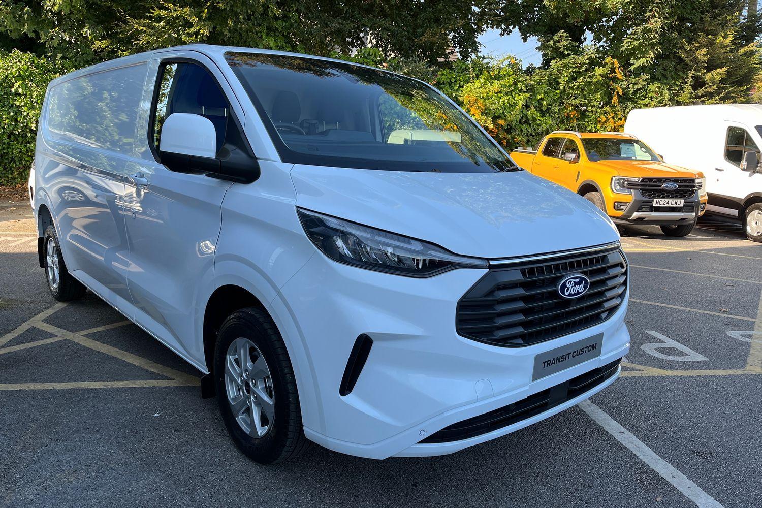 Ford TRANSIT CUSTOM Photo 22