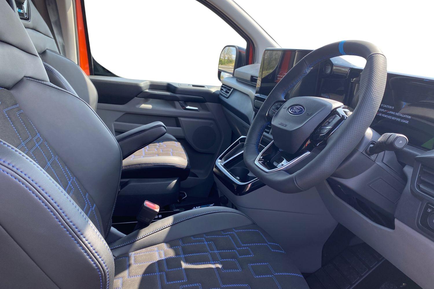 Ford TRANSIT CUSTOM Photo 14