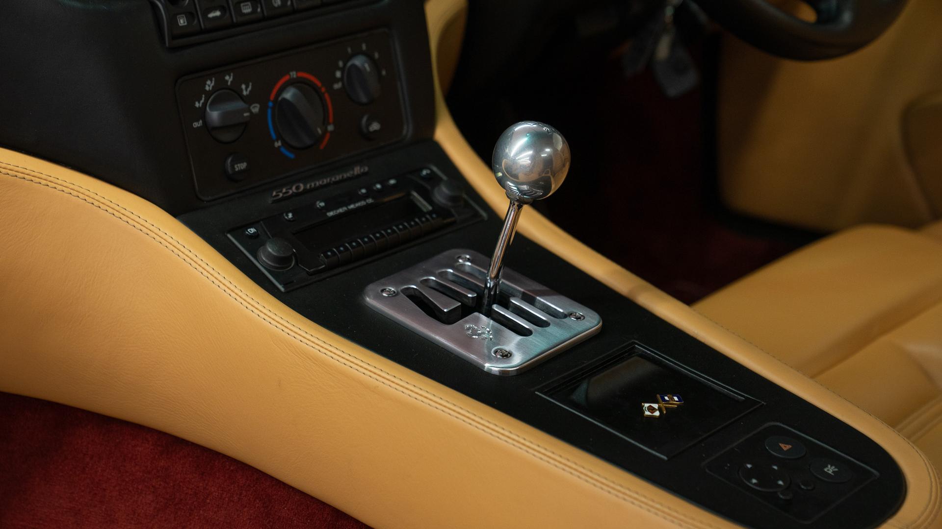 Ferrari 550 Photo 5165672a-fc98-45c6-a17b-8827ba49d2b2.jpg