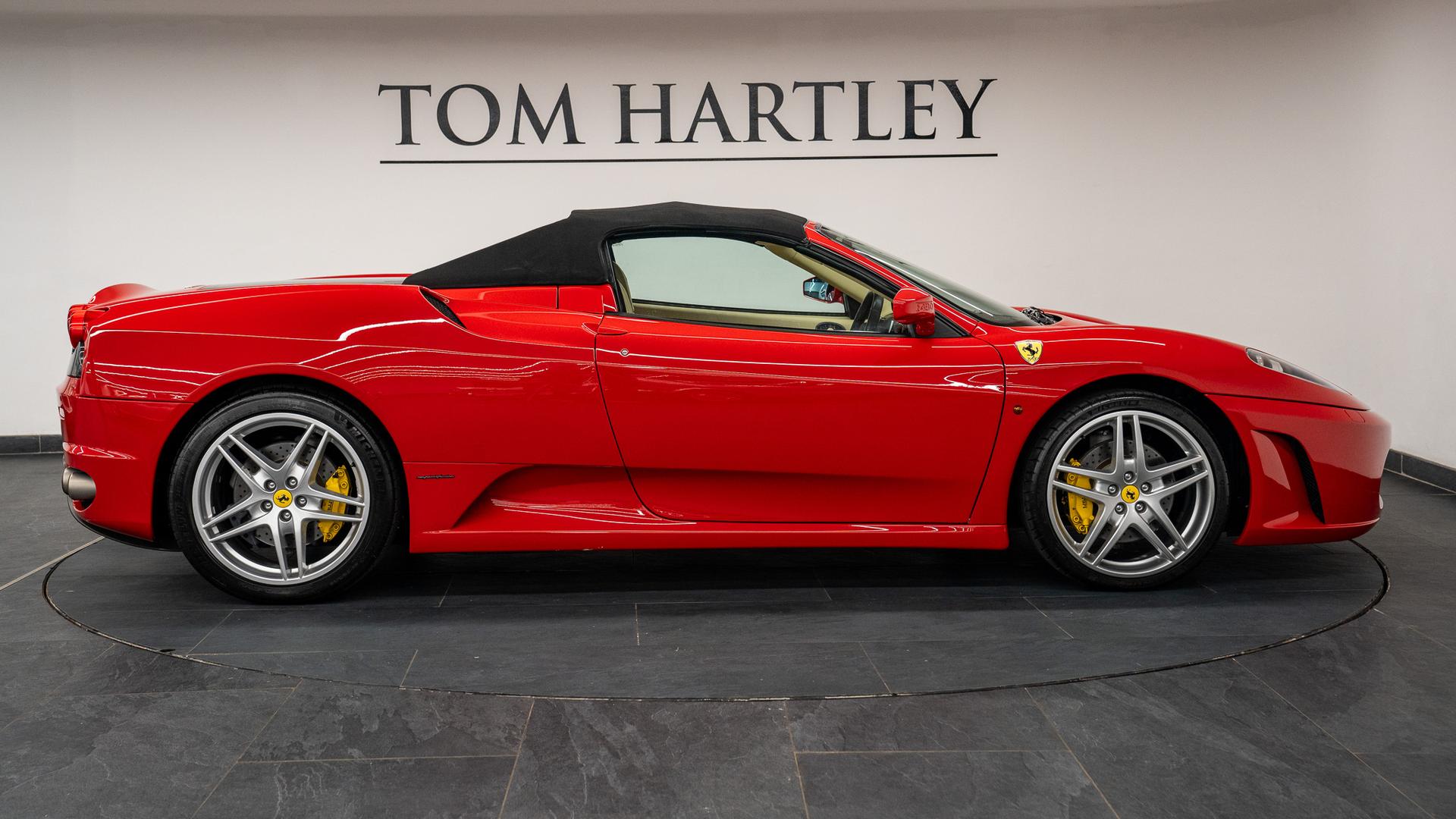 Ferrari F430 Photo 51790765-7c55-491b-a62e-5236445a306e.jpg