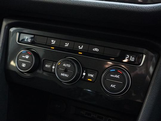 Volkswagen Tiguan Allspace Photo 51841b26-f909-477f-b50d-1a9ad2f7e726.jpg
