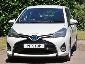 Used 2014 Toyota Yaris 1.5 VVT-h Excel Hatchback 5dr Petrol Hybrid E-CVT Euro 6 (15in Alloy) (101 ps) Glacier White at #sitename#
