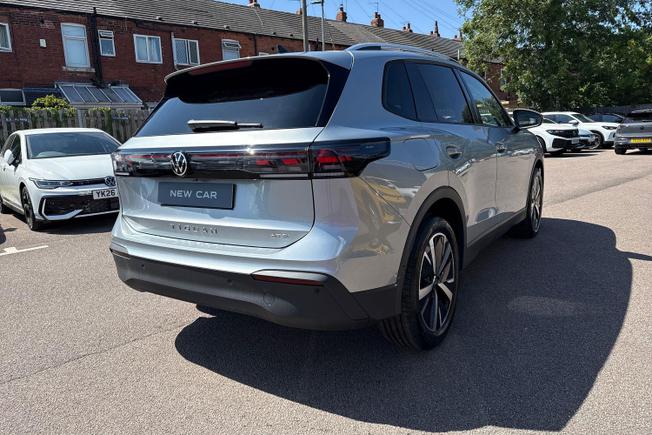VOLKSWAGEN Tiguan  Photo 25