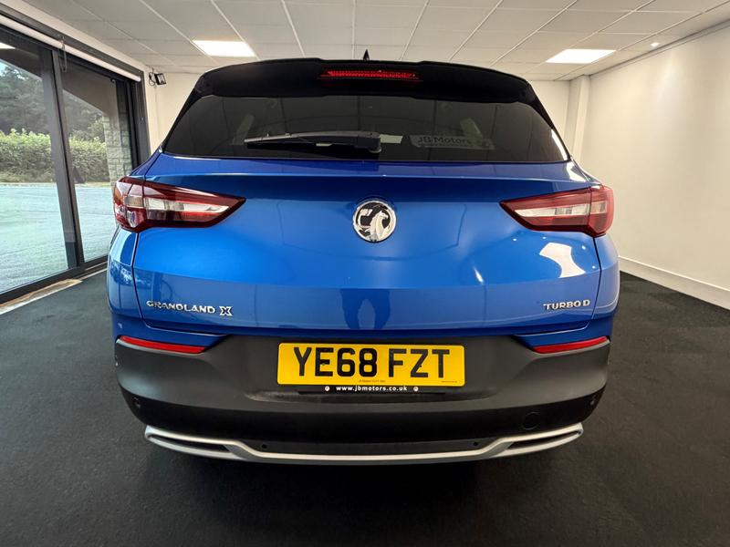 Vauxhall Grandland X Photo 519242fb-e1df-47d2-aaa1-edfbe979e7be.jpg
