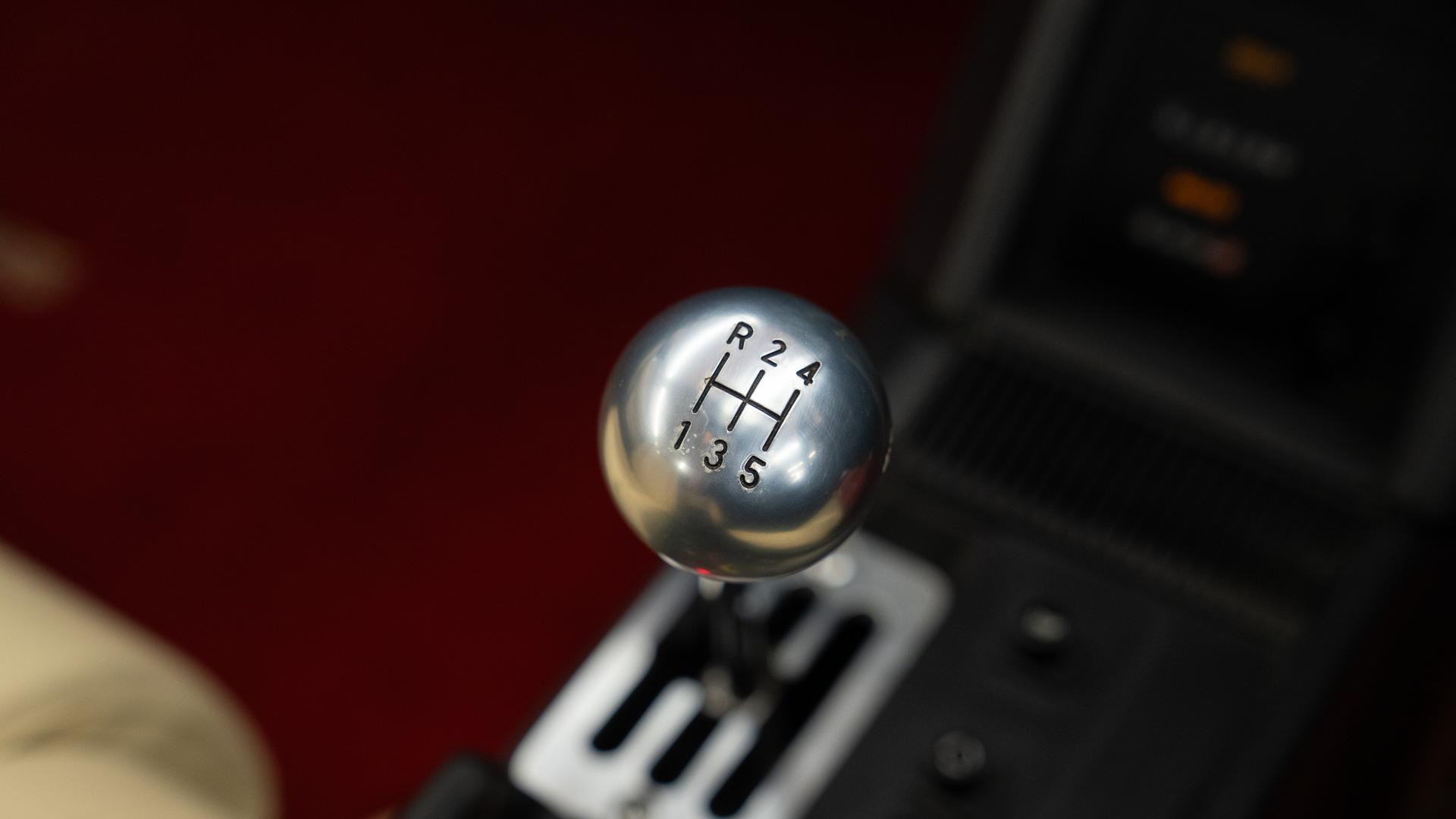 Ferrari Testarossa Photo 51a884bb-0313-4c86-b0fc-ba29bf05bd73.jpg