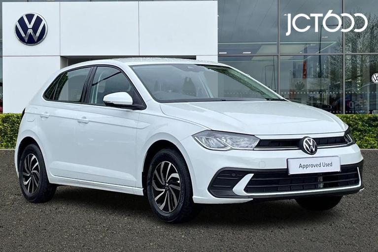 Used 2022 VOLKSWAGEN Polo 1.0 TSI Life Hatchback 5dr Petrol Manual Euro 6 (s/s) (95 ps) White at JCT600