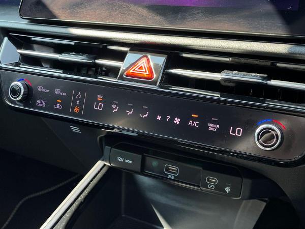 Kia Niro Photo 51bc0091-16fd-4daa-93e0-060cf2da2360.jpg