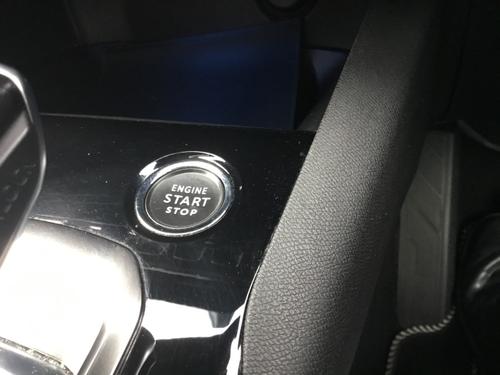 Peugeot 3008 Photo 51caf9cc-a9da-4c97-97d2-4fd50e1b6b11.JPG