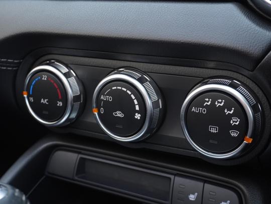 Mazda MX-5 Photo 51d2d987-e72f-4933-b104-fa03e7b68eaa.jpg