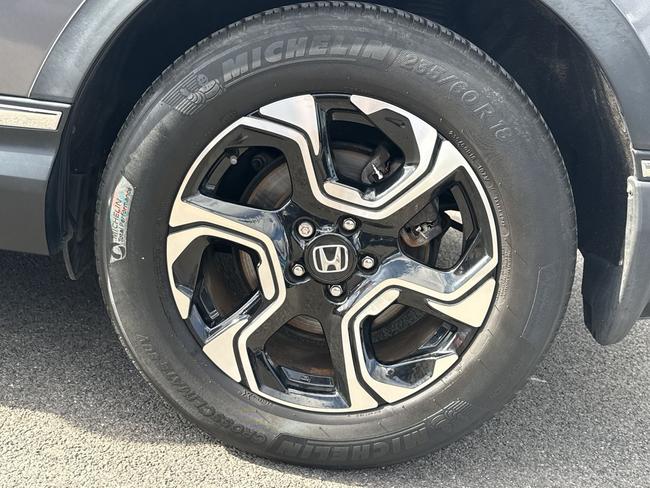 Honda CR-V Photo 51ebbe33-2e81-479b-8543-3d7ac3c200ba.jpg