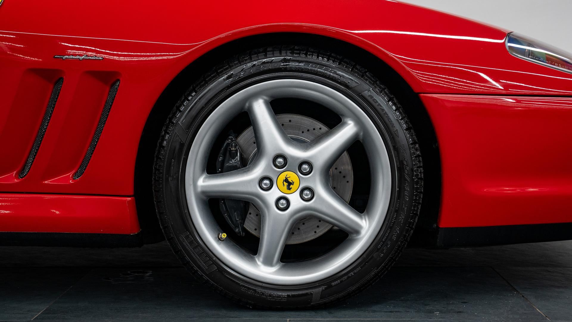 Ferrari 550 Photo 51f6733b-04c6-407d-8762-0a03c9ff421b.jpg