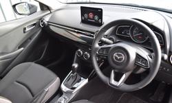 Mazda Mazda2 Photo 3