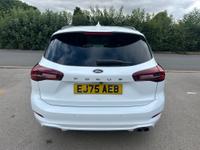Ford Focus Photo 5