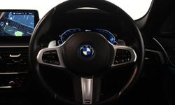 BMW 5 SERIES Photo 7